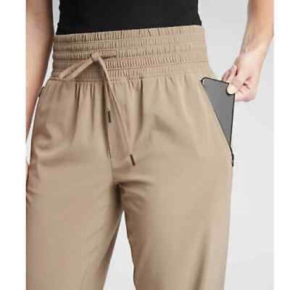 Athleta Camden Jogger Pants Tan Lounge Travel Style 486192 Sz 6 - Picture 3 of 15
